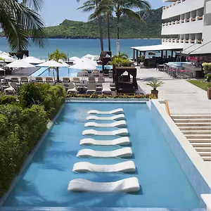 https://emporio-mazatlan.mazatlan-hotels.com